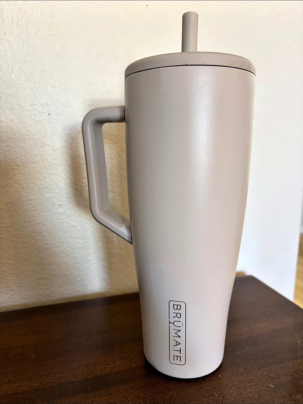 BRÜMATE Era 40 oz Tumbler with Handle Neutral tan